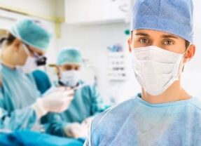 Rinoplasti planlayan ve yapan İsrailli plastik cerrah